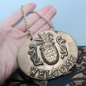 Vintage Brass Pineapple Welcome Sign Oval Hanging Door Wall Plaque Penco